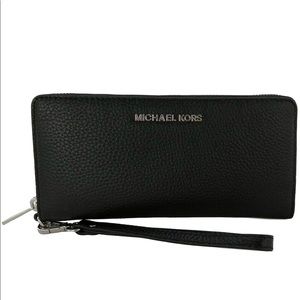 New Michael kors wallet